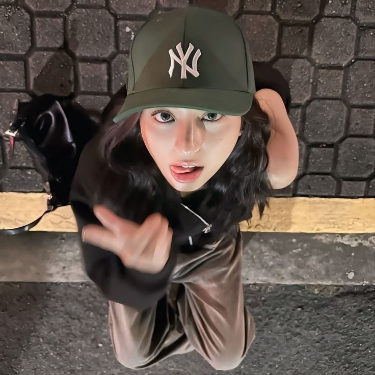 Woodsy Corner. tweet media