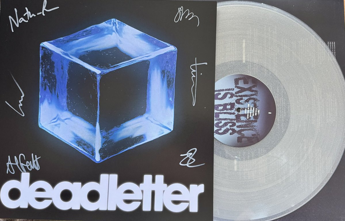 _timwiddowson's tweet image. Back to the grind … Monday morning workshift accompaniment #Deadletter with their fantastic 2nd album ‘Existence Is Bliss’ … Great sound, great tunes. Looking forward to hearing these live at @rescuerooms in early June.