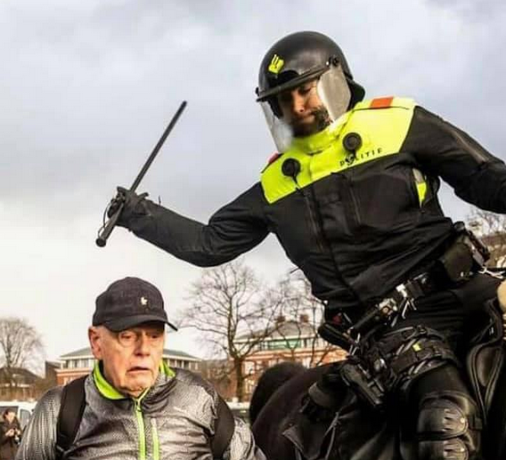 Strawman tweet media