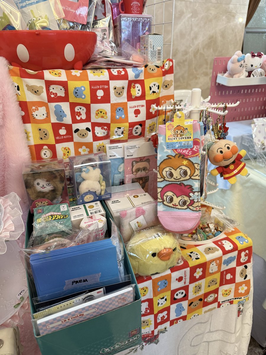 mybabieminnie's tweet photo. ออกบูธครั้งแรกของเราสนุกมา���ก ขอบคุณทุกคนที่แวะมาอุดหนุนมากๆเลยนะคะ เป็นสองวันที่แฮปปี้มากๆ ดีใจที่หลา��คนชอบrosette ribbon ที่เราทำ ครั้งนี้ได้รับเอเนอร์จี้ดีๆจากลูกค้ามาเยอะมาก แล้วเจอกันอีกน้า🥹💗 (สำหรับรอบออนไลน์เดี๋ยวมาลงให้นะคะ)

#ล้นโต๊ะ #ล้นโต๊ะbyifoundsomthinggood https://t.co/l4IY4jHJJq