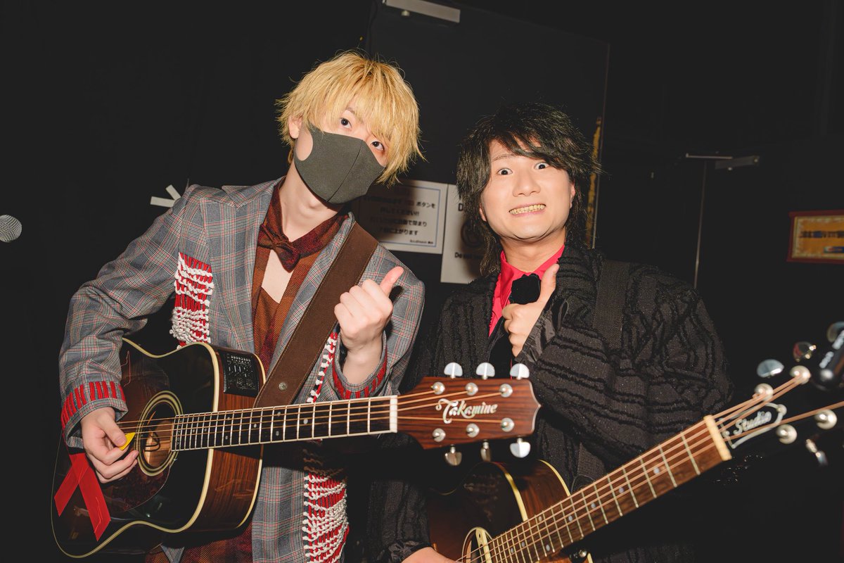 TOKU_MIX_'s tweet photo. 意外なツーショットシリーズ📸

一緒にギター弾いてくれた人
@mado_e_kiku 

髪のセットもしてくれた人
@dadadaigodesu 

初共演のJK
@NoWasaB_NoLife 【from.@y_gakuen 】 https://t.co/R9ONihZFbF