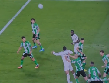 cabaislois tweet media