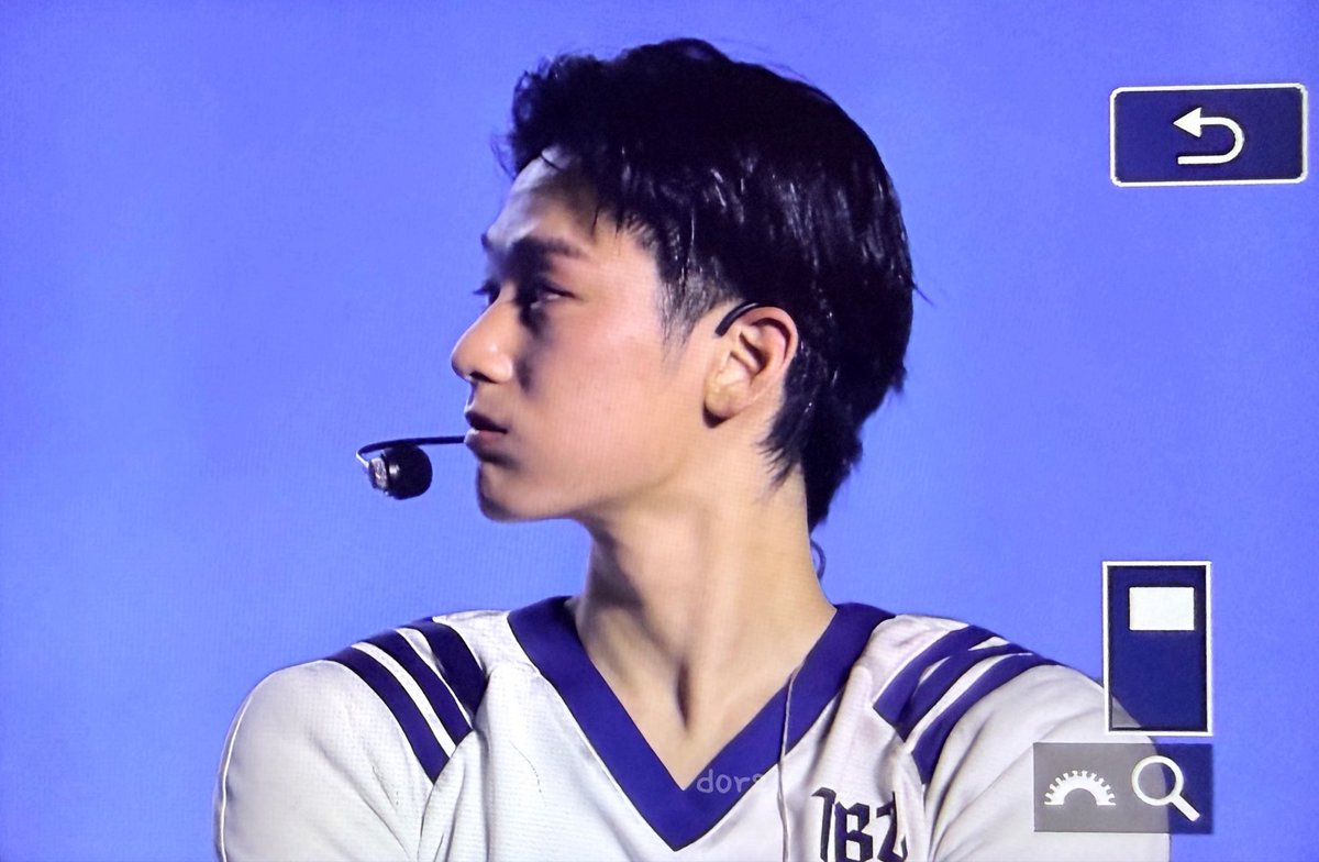 𝒅0𝒓2 tweet media