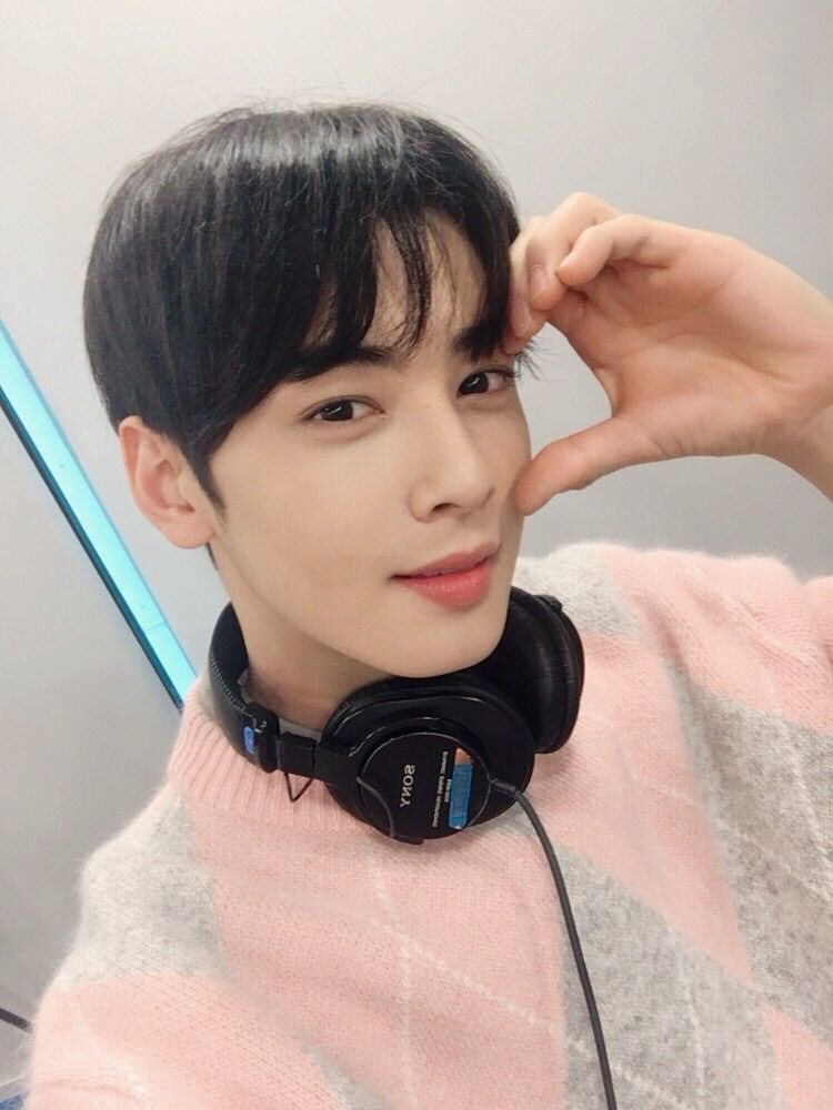 alinetorres45's tweet image. 날이 갈수록 당신을 더욱더 사랑하게 된다는 걸 깨닫게 돼요 🥹💜🇧🇷

#아스트로 #ASTRO #아로하 #AROHA
#차은우 #CHAEUNWOO #ASTROBRASIL #브라질아스트로
@CHAEUNWOO_offcl  @ASTRO_Staff