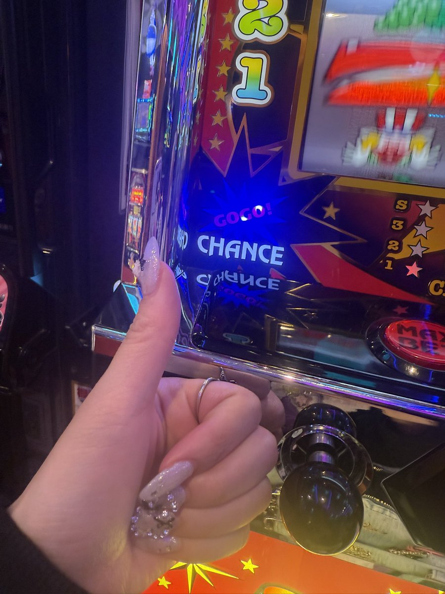 佐野エイナ🦋4月でコンカフェ引退 | ジャグ中毒 tweet media