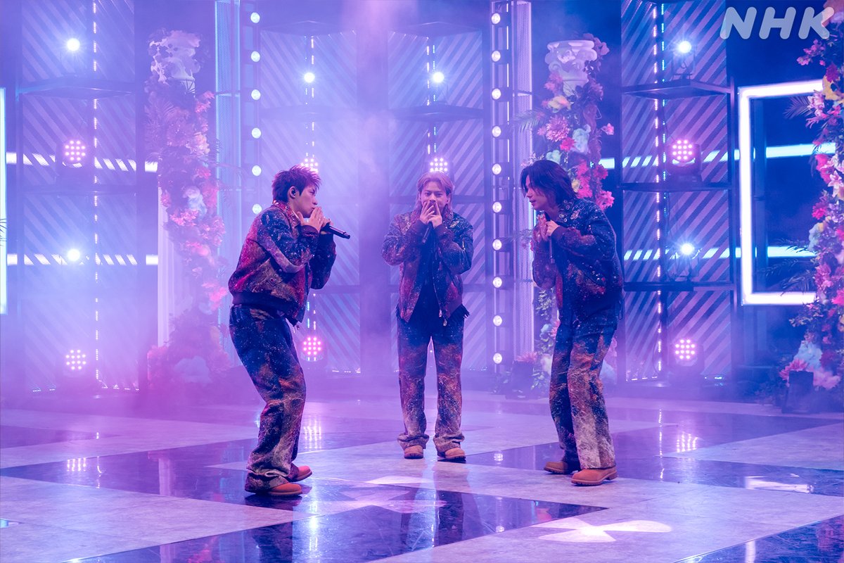 nhk_venue101's tweet image. ✨#Venue101 見逃し配信中✨

スマホでも👇
web.nhk/tv/an/venue101…

放送中の写真を公開💚

🕺#AyumuImazu / #CLASSIC
💖#Number_i / 3XL
🐈‍⬛#にしな / グローリー
🌹#HANA / #BadGirl

🎙MC #生田絵梨花 #濱家隆一

プロフィールのリンクから
公式インスタを✅