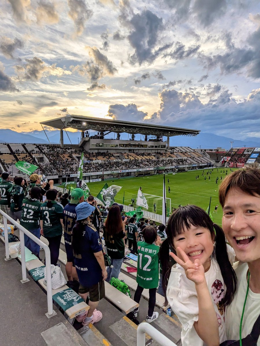 110kazu28's tweet image. 【ご報告】
4月に娘が小学生となり5月いっぱいで松本から離れる事になり福岡へ移住することを決めました。
松本で出会えた皆さんとのご縁は、これからもずっと大切にしていきたいです。
これからも応援していただけたら嬉しいです。