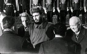 MTSS_CUBA's tweet photo. La primera visita oficial de nuestro líder histórico Fidel Castro a la Unión Soviética, realizada entre el 27 de abril y el 2 de junio de 1963, fue un hito histórico que consolidó la alianza soviético-cubana tras la Crisis de los Misiles.
#CubaEstáFirme #Mtss https://t.co/j6slXVAb1H