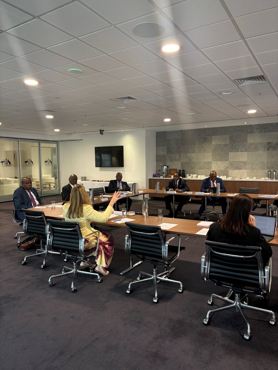 Australian Embassy, Zimbabwe tweet media