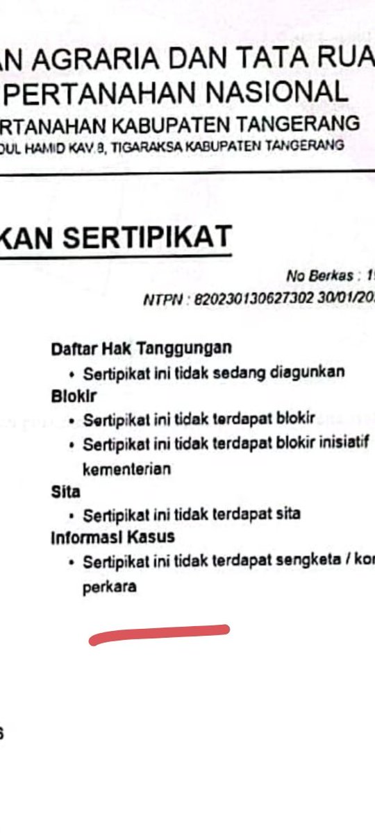 charliexchandra's tweet photo. Hati-hati. Hukum di Indonesia: Hasil pengecekan sertifikat yang di keluarkan oleh BPN “Tidak Dalam Sengketa” bukan berarti tidak dalam sengketa apabila terdapat banyak riwayat sengketa. Notaris berkewajiban cek lapangan atau di penjara. 

 #BPNRI #KomisiII #Komisi2DPR
#IkatanNotarisIndonesia
#INI
#PPAT

https://t.co/rEfamU9x3M

Putusan lengkap https://t.co/lnarF0WbdG
