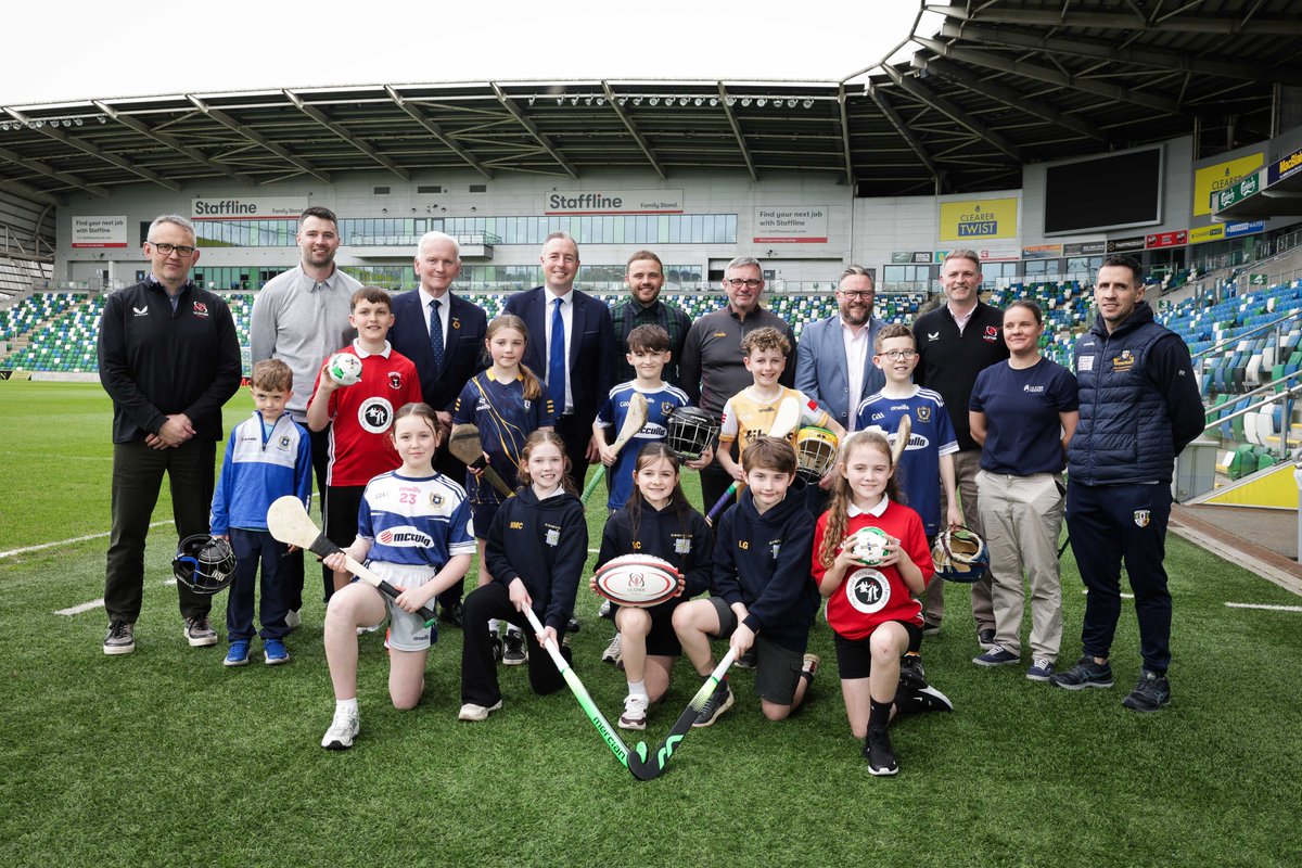 Education_NI's tweet photo. 📣ANNOUNCEMENT | Education Minister Paul Givan has announced a new RAISE Active Schools Programme, designed to encourage attendance, enhance pupil wellbeing and support wider achievement and aspiration. 
 
Developed in partnership with the @IrishFA, @UlsterRugby, @UlsterGAA and @UlsterHockey, the programme will deliver a structured 10‑week block of PE sessions across 96 primary schools, reaching up to 9,600 pupils. 
 
 🔗 Further details and information on how schools can express an interest in taking part in the programme is available here https://t.co/Xa2eMfqz0J