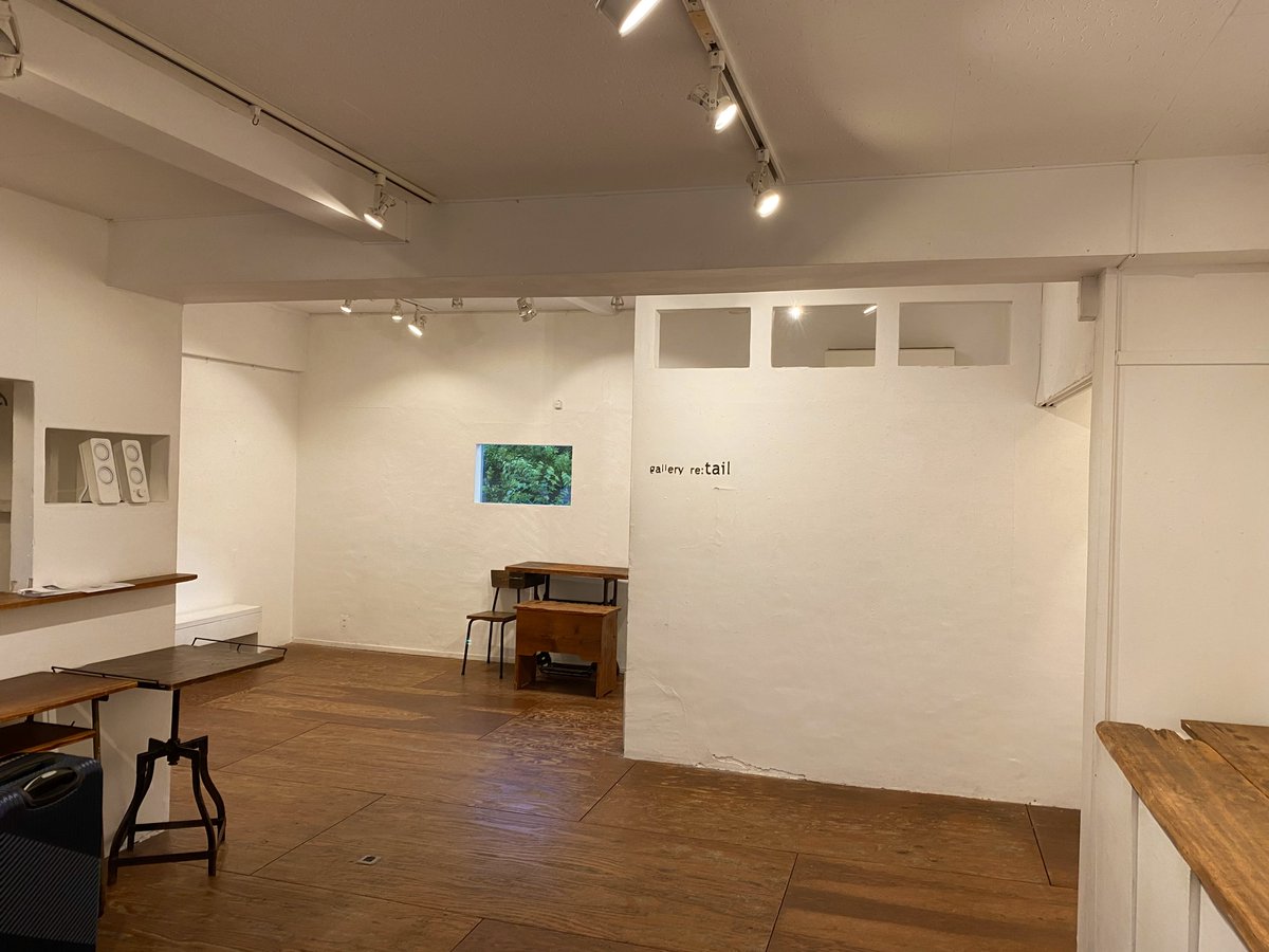 makoto_nitahara's tweet photo. ハムスター合同展「はむびより」、無事に終了いたしました🐹

会期中お越しくださった皆さま、気にかけてくださった皆さま、作品を迎えてくださった皆さま、本当にありがとうございました。

今日は雨が降ったり止んだりのお天気でしたが、最後には空に虹がかかり、展示の締めくくりにふさわしい“はむびより”な一日になりました🌈

たくさんの出会いと思い出に感謝しています。

またどこかでお会いできますように。

#はむびより #ハムスター #展示 #イラスト #ありがとう