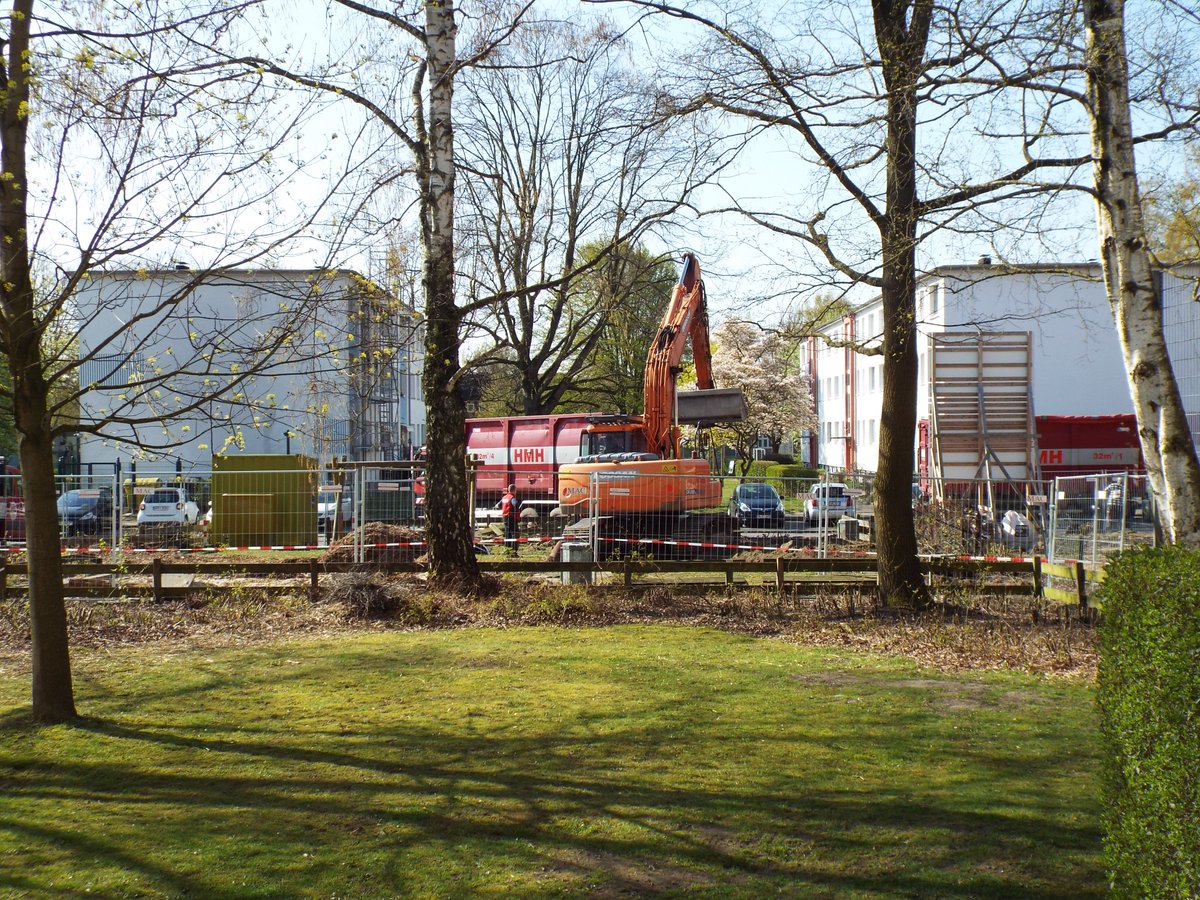 hrb1xyz's tweet image. #Hamburg: Rücksichtslose #Nachverdichtung in einer Siedlung der #SAGA zum Nachteil der Bewohner . . . sagamieterxy.blogspot.com/p/nachverdicht…