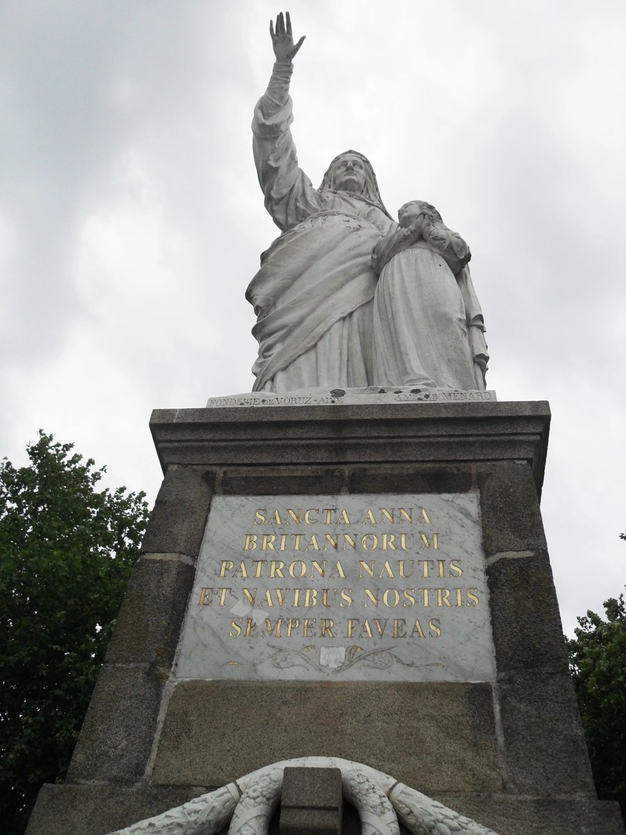 Yollar9's tweet image. Sainte Anne, patronne des marins et des footballeurs de l'Union Sportive de Sainte Anne (USSA) Vertou entraînés par Pierre Aristouy-saison 2026-2027😃
(formation #FCN #Nantes) 
x.com/Yollar9/status…