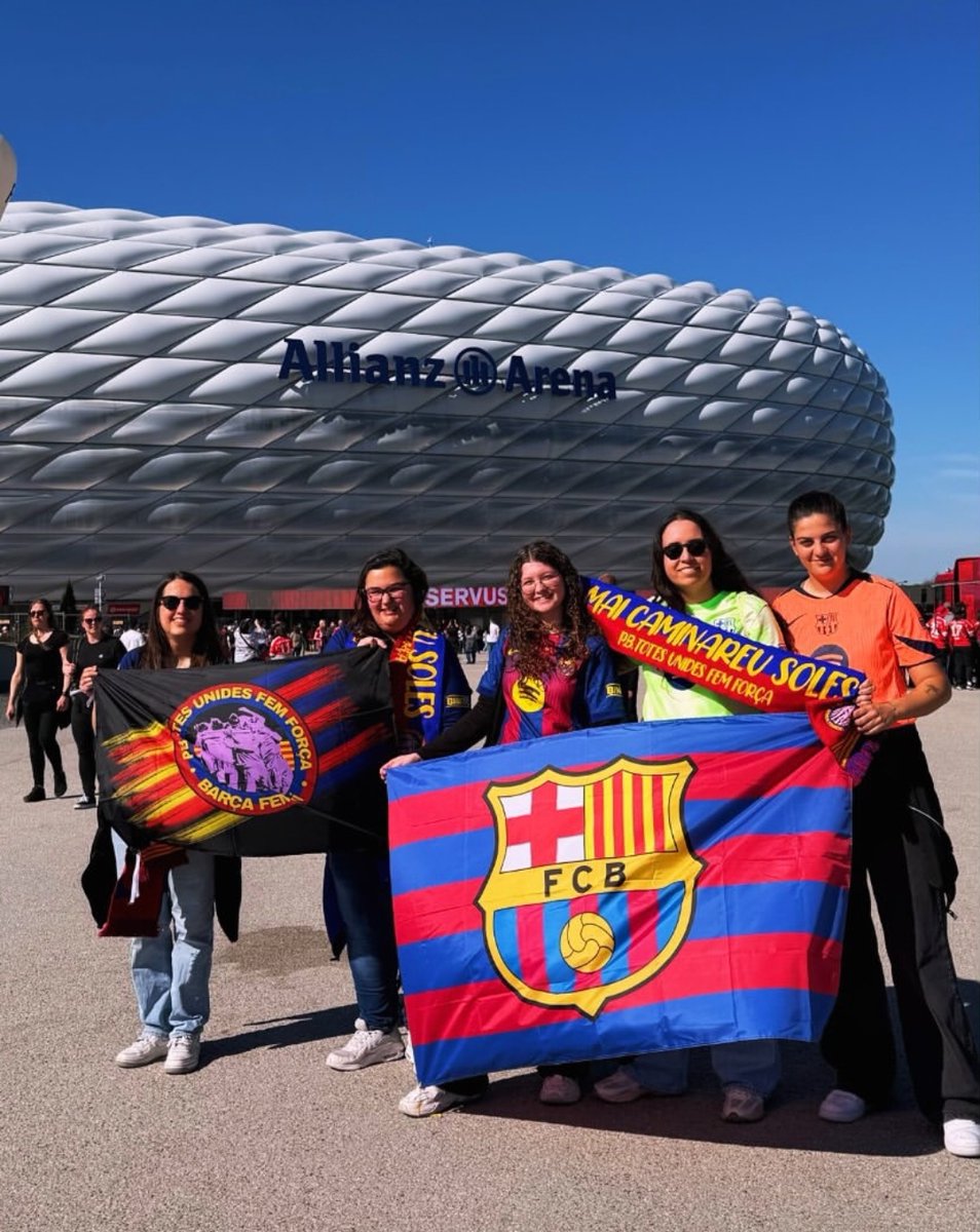 ConfePenyesFCB's tweet photo. 📢 Les penyes van fer costat al @FCBfemeni a l'Allianz Arena de Munic per l'anada de les semifinals de la @UWCL!
🔜 Diumenge vinent, toca omplir l'Spotify Camp Nou per arribar a la final!

🔵🔴 #FemBarçaFemPenya #ForçaBarça https://t.co/ya0nrFN6aM