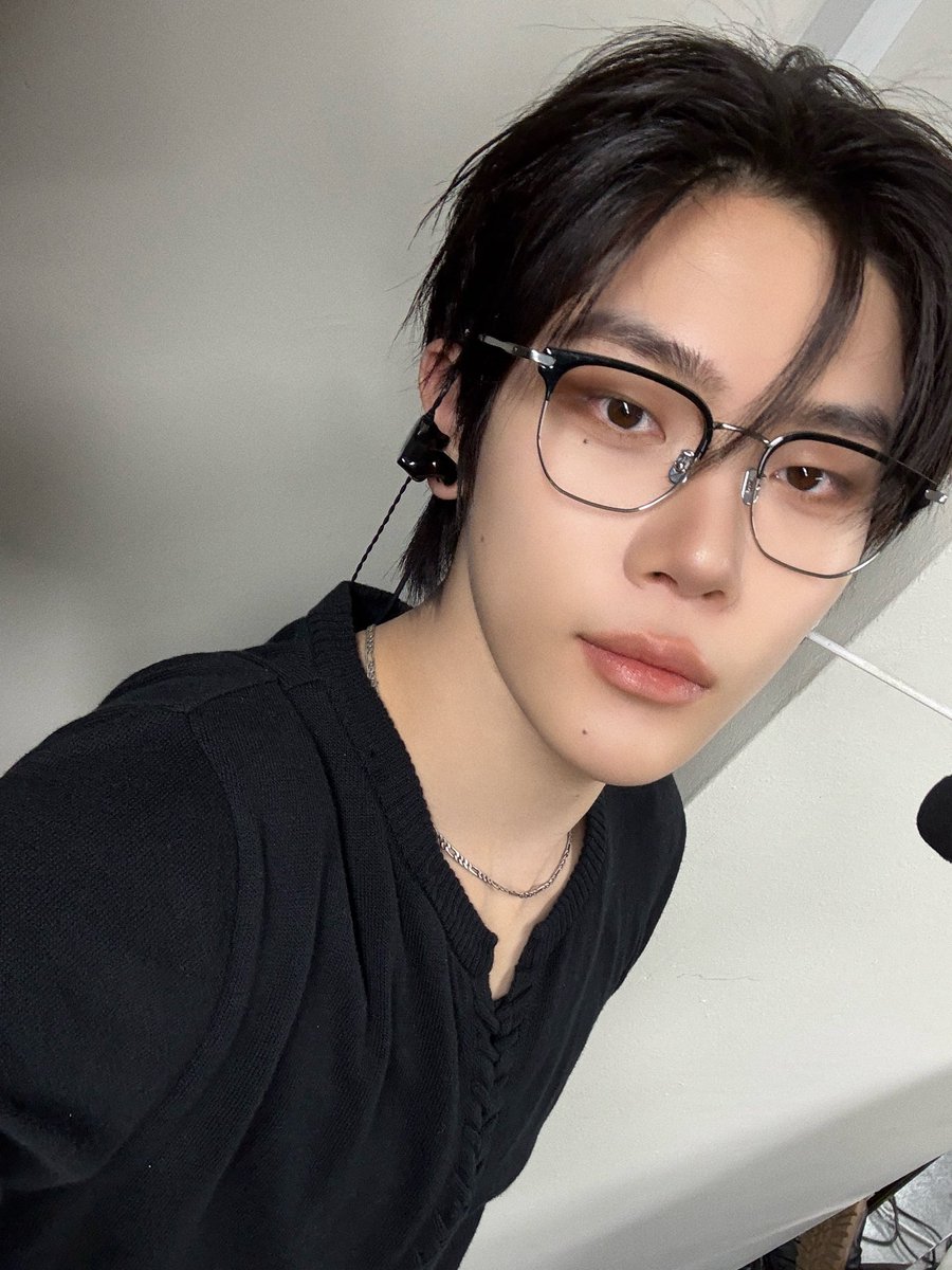 CLOSE YOUR EYES MEMBERS tweet media