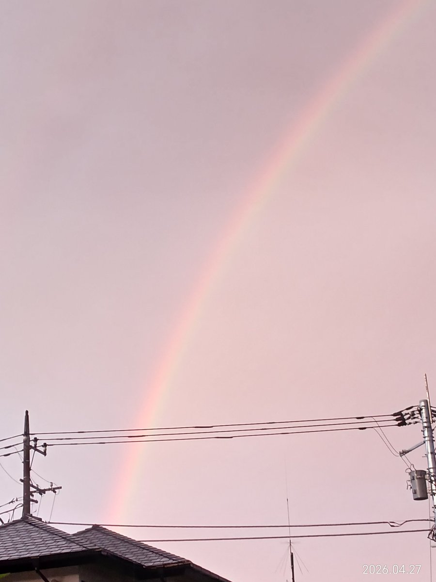 mcz_abbey's tweet photo. No rain No rainbow. https://t.co/jcasvmCM3M