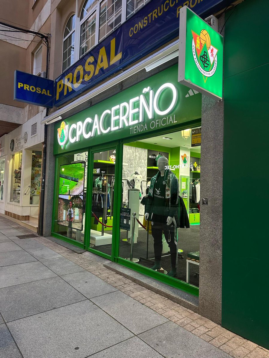 CP Cacereño 🟢🐉 tweet media