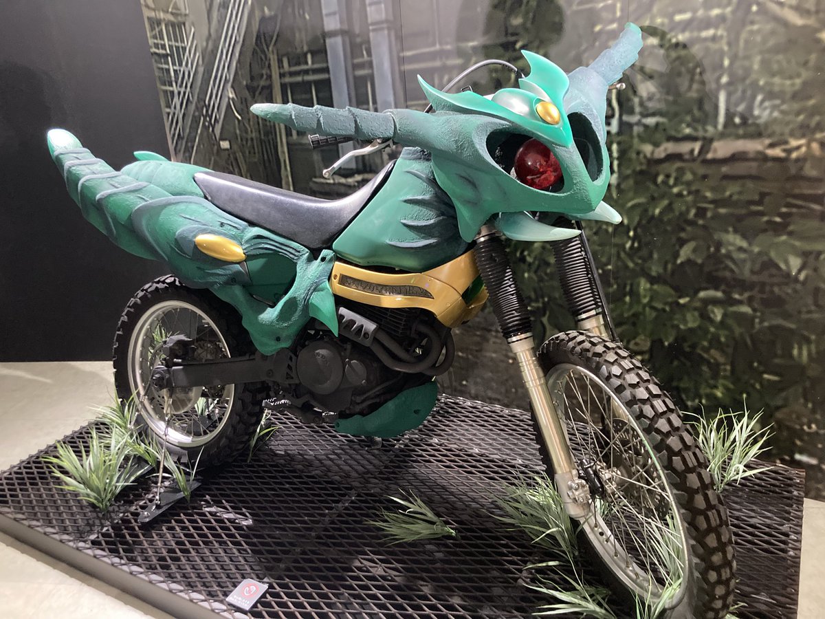 くろさび tweet media