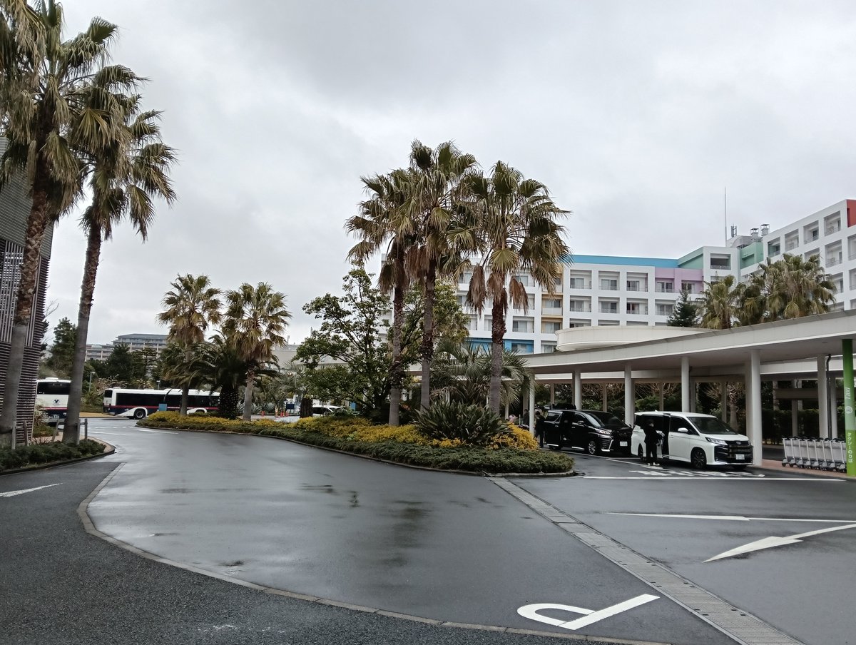 dodge7907's tweet photo. 子供の春休みに千葉県浦安市にある「三井ガーデンホテルプラナ東京ベイ」に宿泊してきました。（約８年ぶり２回目の宿泊）今回宿泊する部屋は家族４人でもゆったりと過ごせる「プラナフォース」を予約（朝食付きプラン）https://t.co/93iL8hwVs6 https://t.co/tdgVXdUJ9I