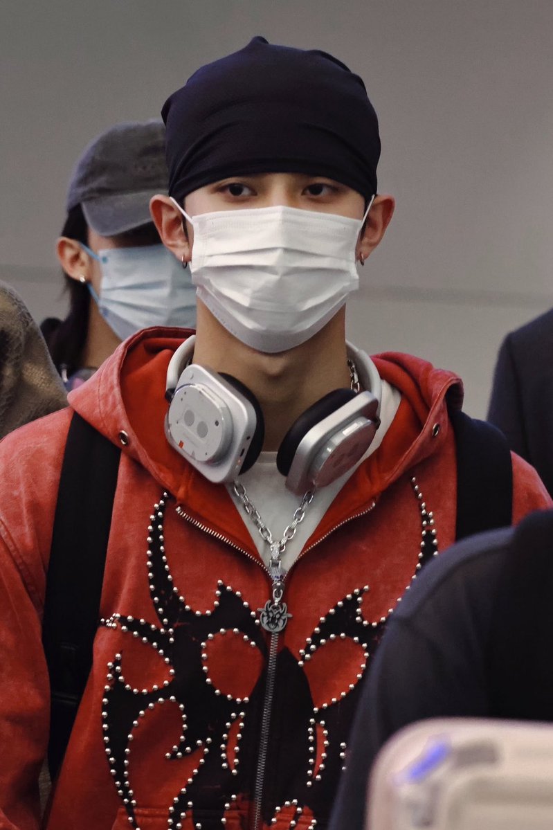 angel 🪽 tweet media