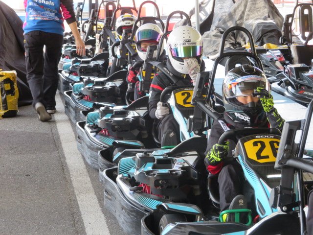 yumyumyuyuyu's tweet image. Harborcircuit幕張
初出場🏎️🔥
強者に囲まれ、いい刺激をもらい、
しかもいつものカート仲間にも応援に来てもらえて、モチベーション⤴️
また次も頑張る！！！
#sws #haborcircuit #OMP #応援は力 #nismo