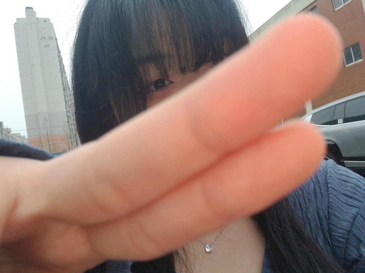 우주인ᙏ̤̫ tweet media