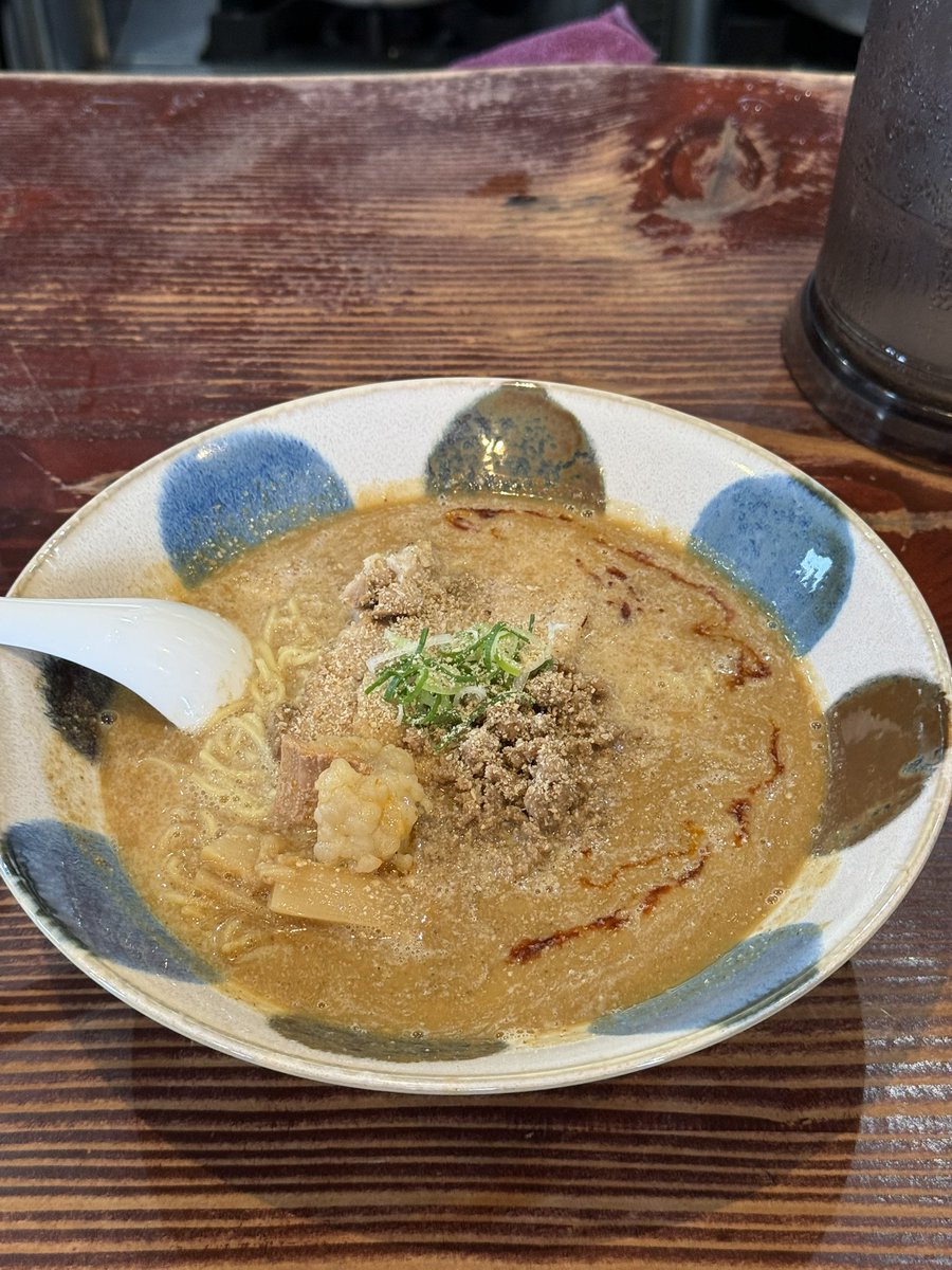 みの tweet media