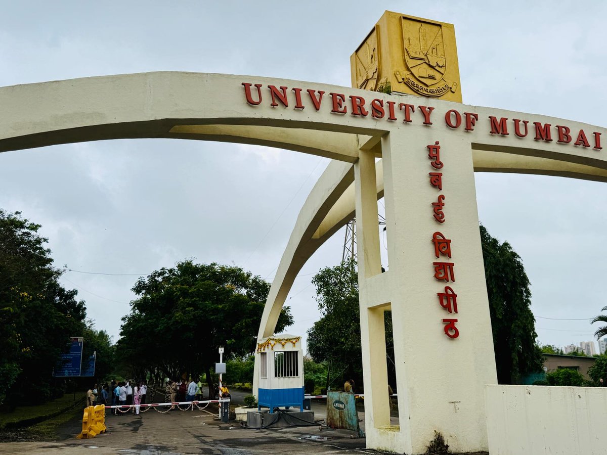 airnews_mumbai's tweet image. #MumbaiUniversity: मुंबई विद्यापीठात पहिल्यांदाच सुरु झालेल्या पीएच.डी. अभ्यासक्रमांसाठी ४८ देशांतील २४६ विद्यार्थ्यांचे अर्ज

#PhDAdmissions #InternationalStudents #HigherEducation #GlobalEducation