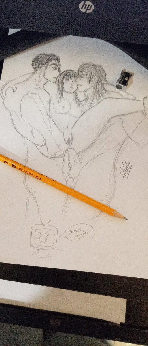 ML_Helenxuqb's tweet photo. Primer boceto de este fanart NSFW para mi amiga. 🔥 Un crossover de Taejoo y Jaekyung con ella. Es solo el inicio, después hago otro boceto qué me convenza más. 🎨✨ 

​#Jinx #UnderTheGreenLight #NSFW https://t.co/6PstyHPLjF