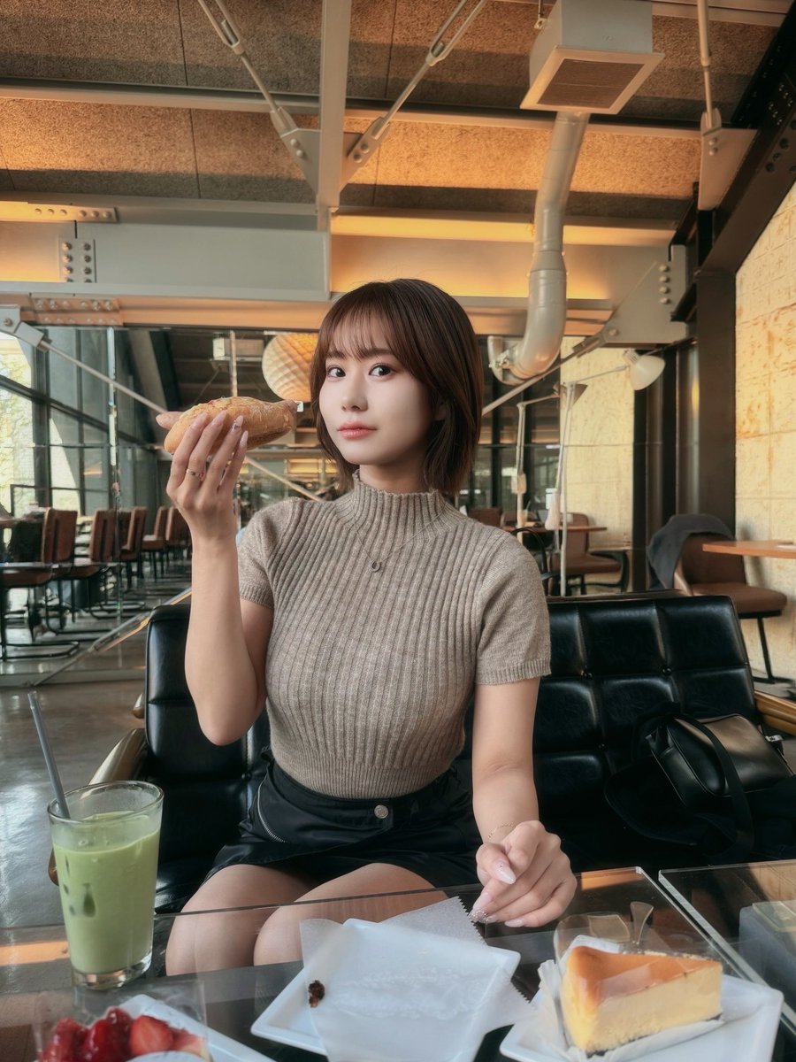 及川美桜 tweet media