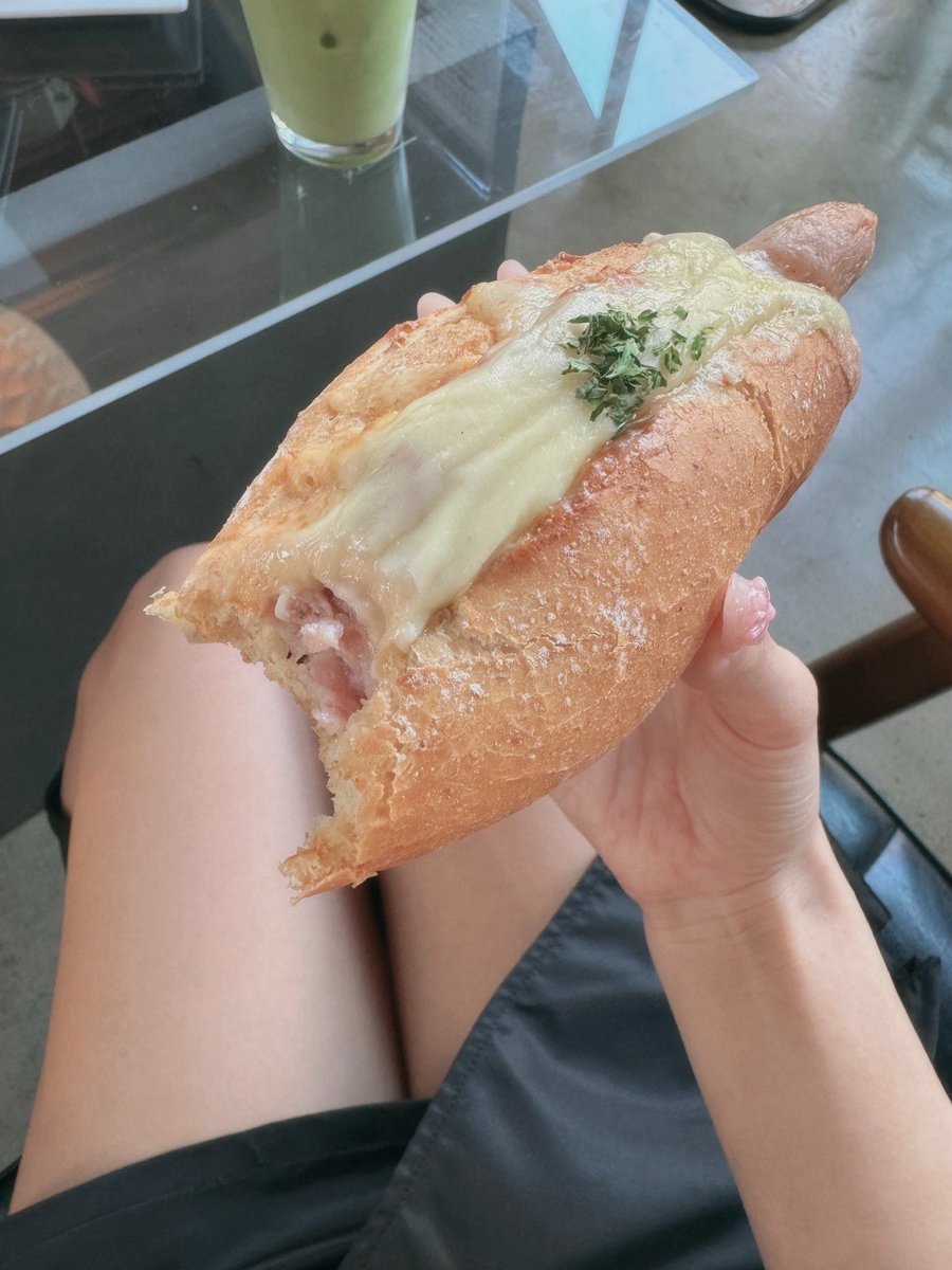 及川美桜 tweet media