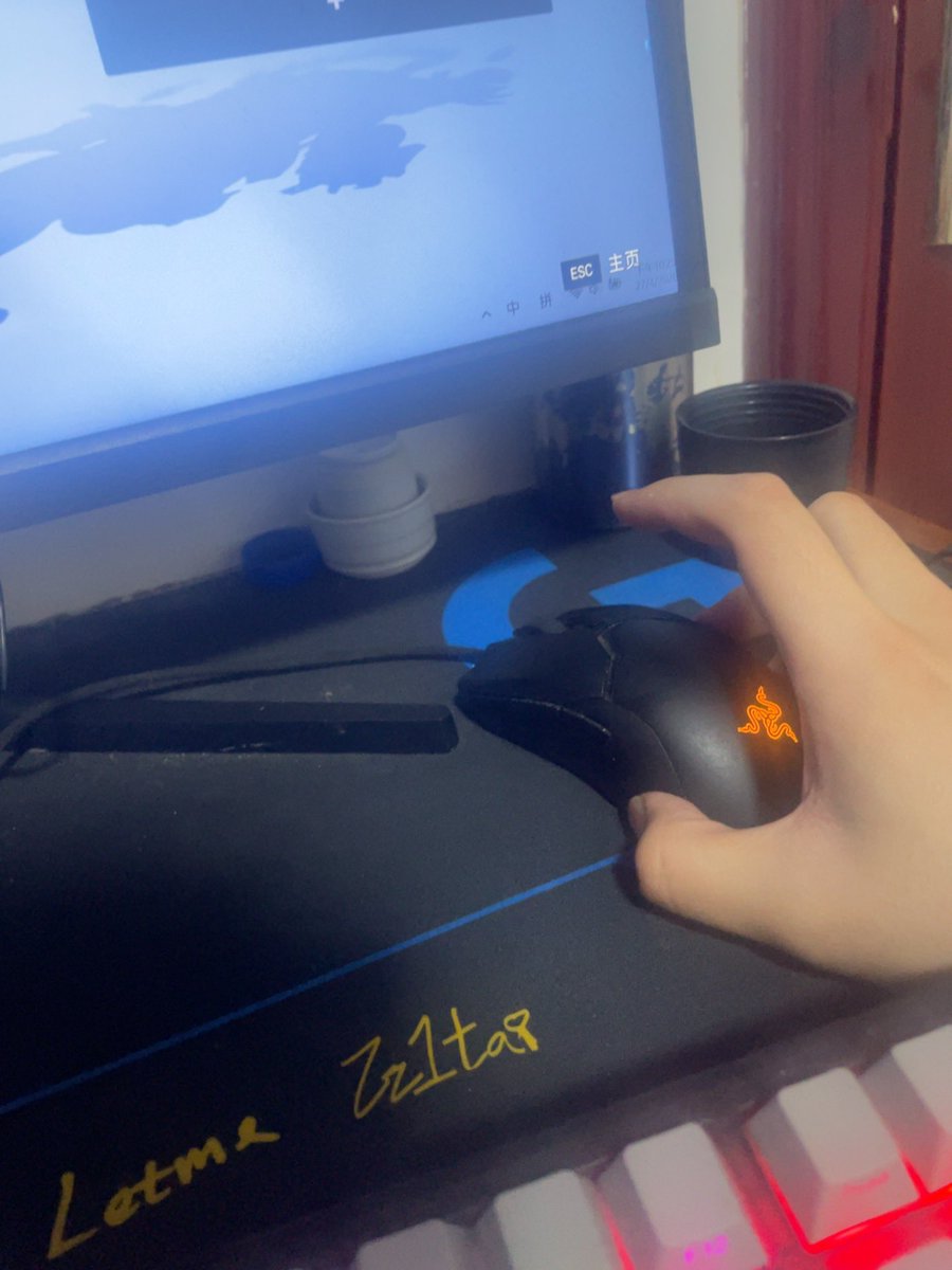 zero🇨🇳 tweet media