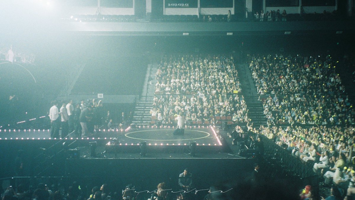 ppppppanan's tweet image. I still remember that night💚✨
@marktuan @DNAmngmnt 
#段宜恩
#MarkTuan
#마크 #MarkTuanTheShapeOfYou_Macau
#MarkTuan_Silhouette #StudioCityMacau