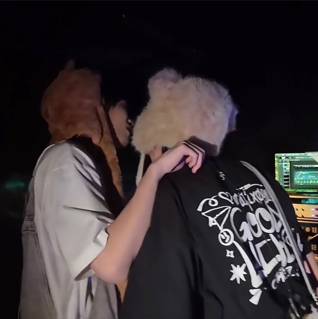 Love of Silom | To my shore 🌊ᴛɪɴᴀ🐝 tweet media