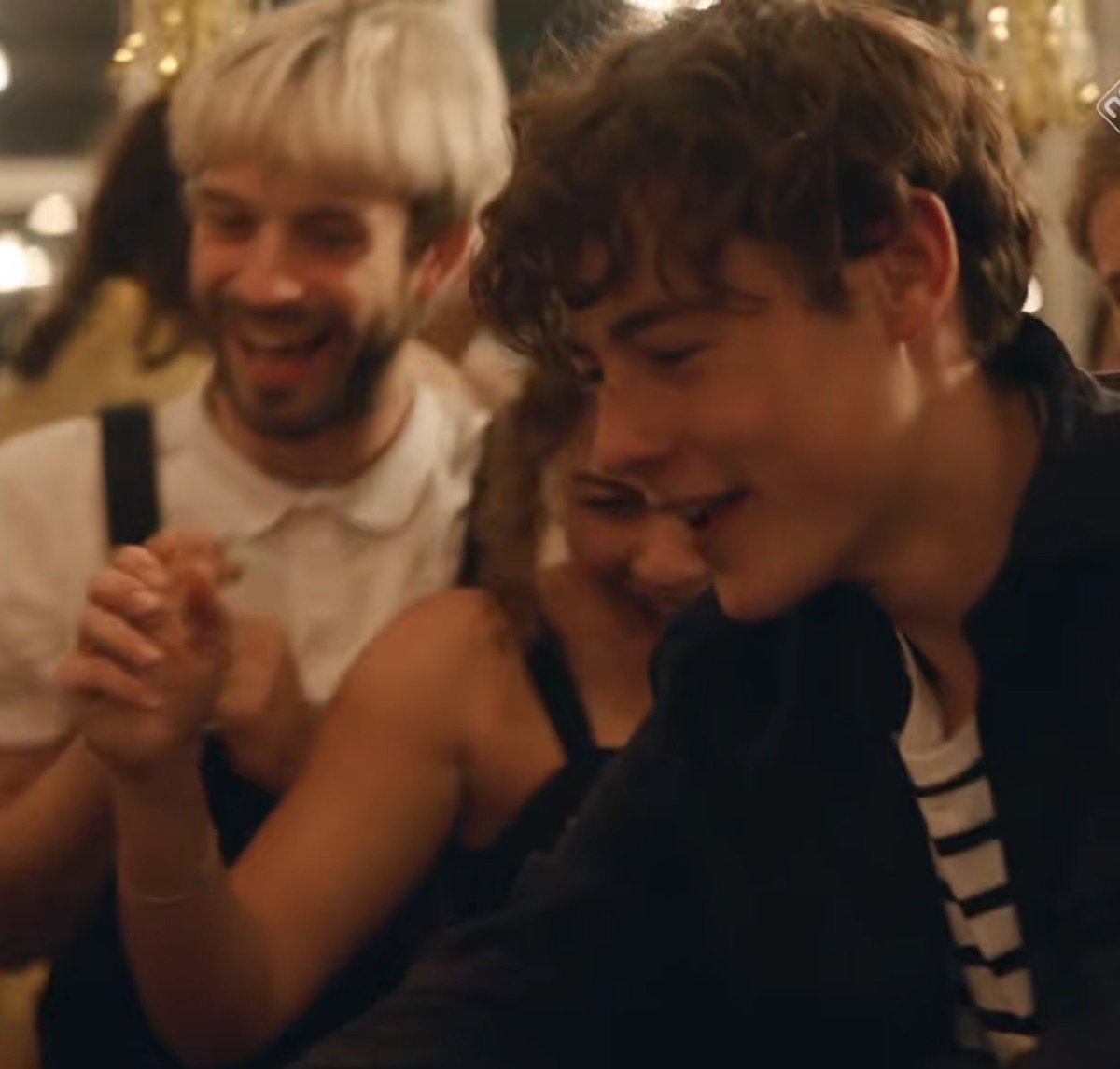 The fact Eskild was in the presence of Lucas VDH and even partied with him makes me so emotional like Skam and Skam NL CANONICALLY being the same universe oh so peak