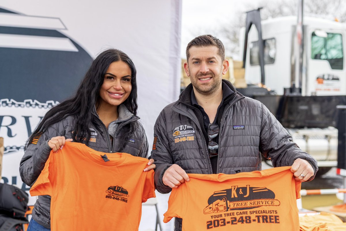 K&J Tree Service tweet media