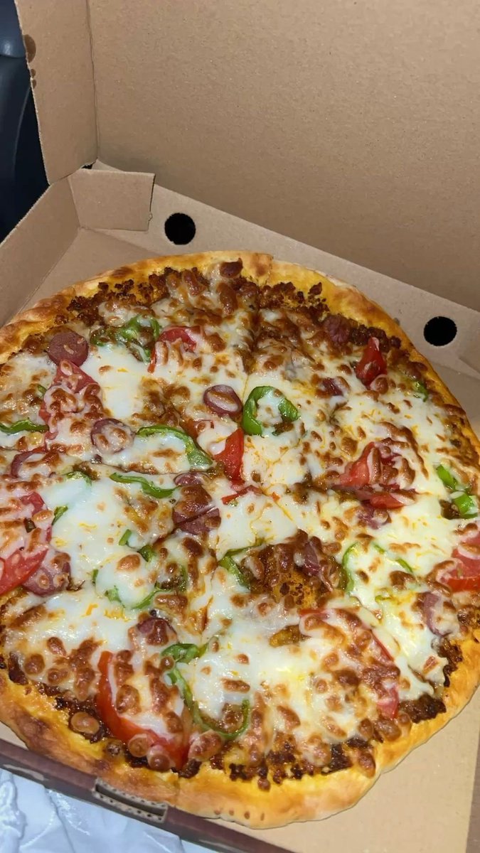 F R O N T M A N tweet media