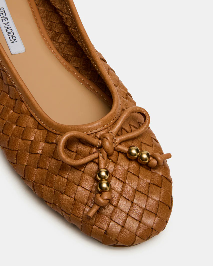 SHOEBACCA.COM tweet media