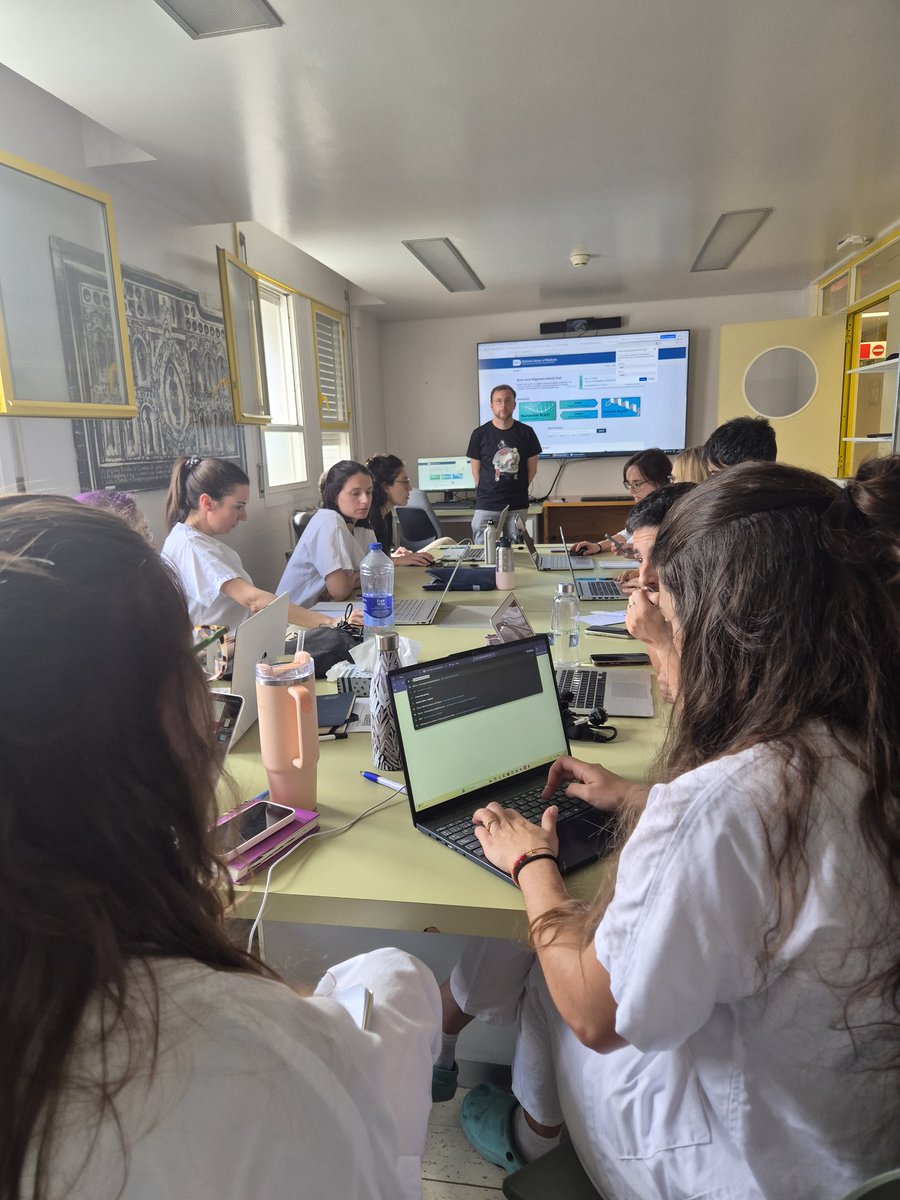 MEuge_Portillo's tweet photo. II Curso de Bioinformatica en el Servicio de Microbiología del Hospital Universitario de Navarra
🧬 27.04.26 al 07.05.26 https://t.co/tZ9HYZ0JVL