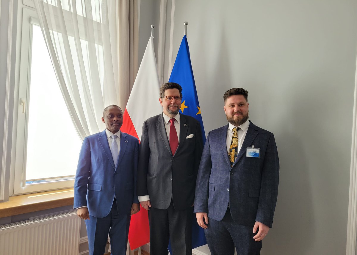 Rwanda_Poland's tweet image. Today, @ashyaka paid a courtesy visit to Hon. Dr. Andrzej Szeptycki, Undersecretary of State at the Polish Ministry of Science and Higher Education. Their discussions explored areas enhancing cooperation between Rwanda and Poland in #science and higher #education.