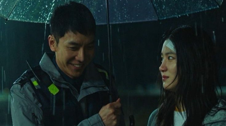 park juhyun collecting thriller-with-a-hint-of-romance scripts like infinity stones… and i’m not complaining 🙏😭