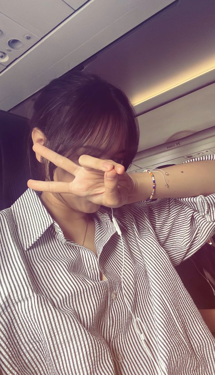 Out of Context Nachia tweet media