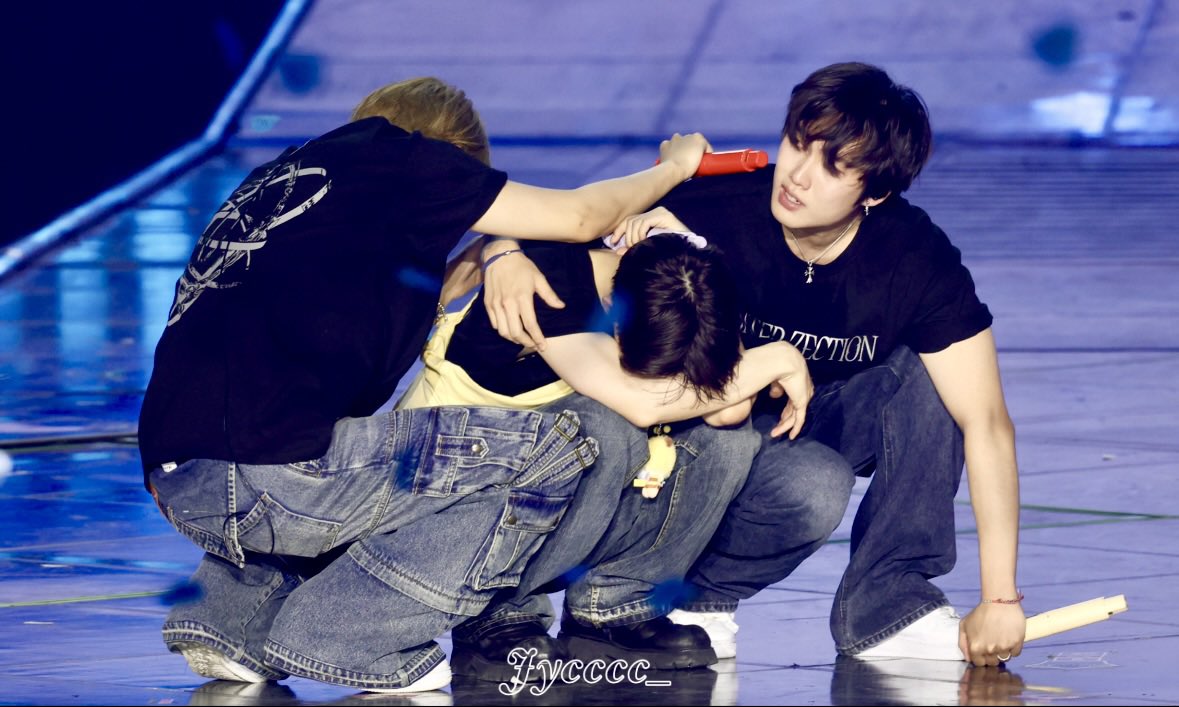 앙미🥀 tweet media