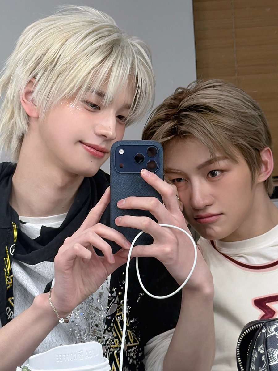 jihoon pics tweet media