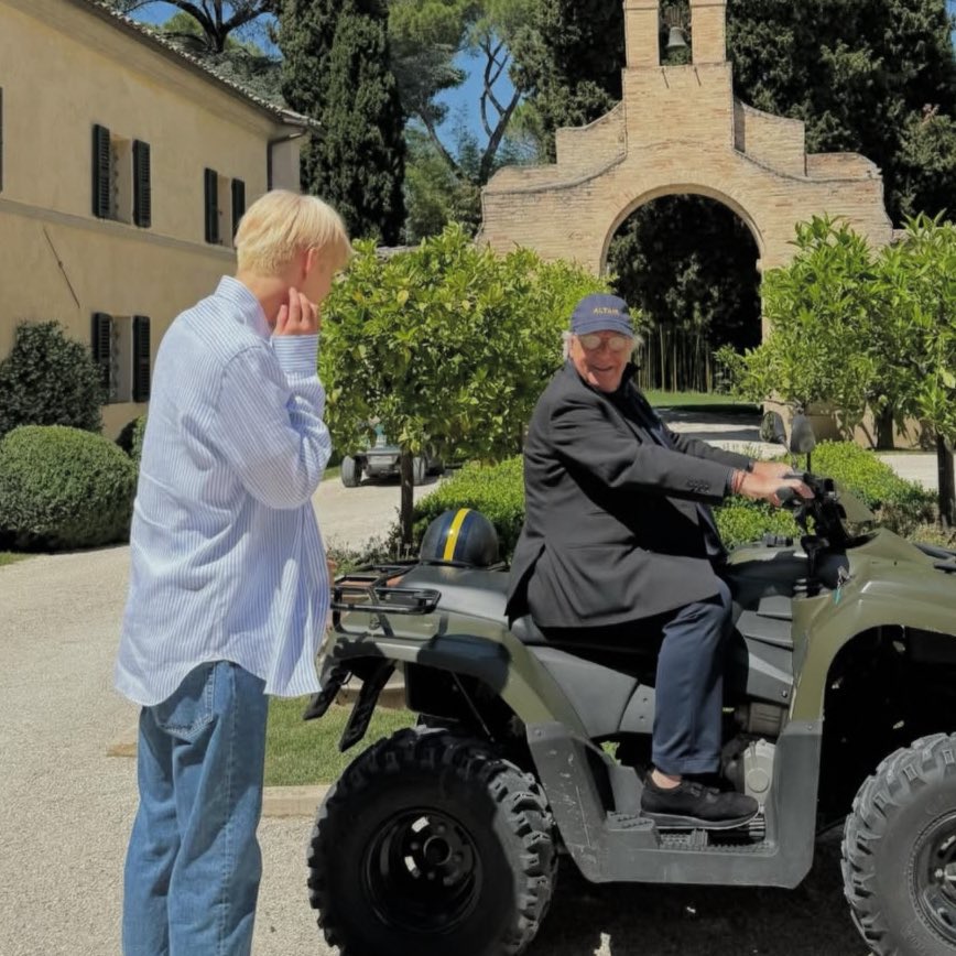 쥬쥬｡ (상태:멘헤라💤) tweet media