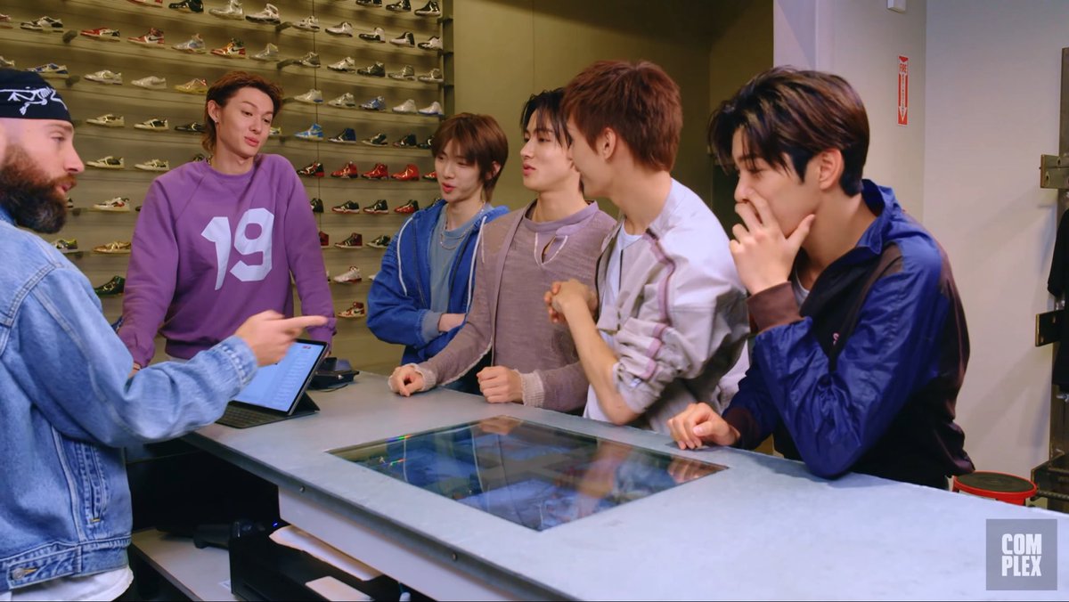 my #REDRED 🍒 tweet media