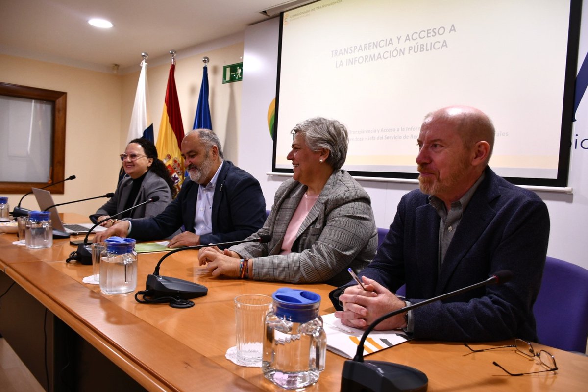 Ayuntamiento de El Rosario tweet media