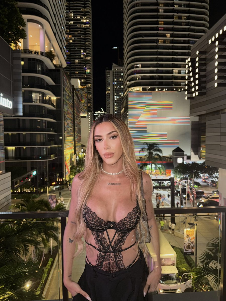 Andrea 💋🏳️‍⚧️ tweet media