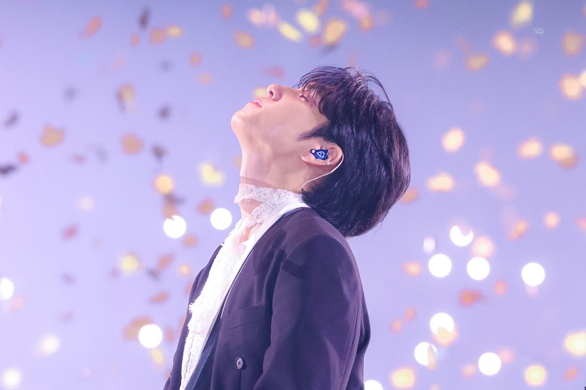 𝘾𝙤𝙯𝙮 𝙘𝙡𝙤𝙪𝙙. tweet media